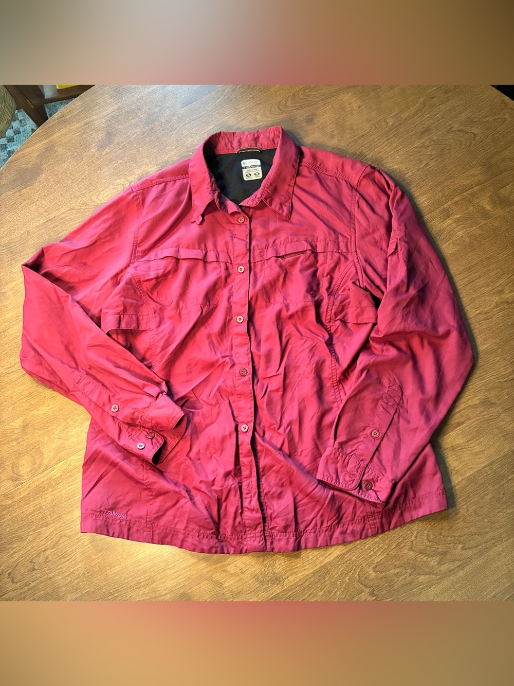Columbia Titanium Womens Button-Up Shirt XL Burgundy Long Sleeve Hiking
